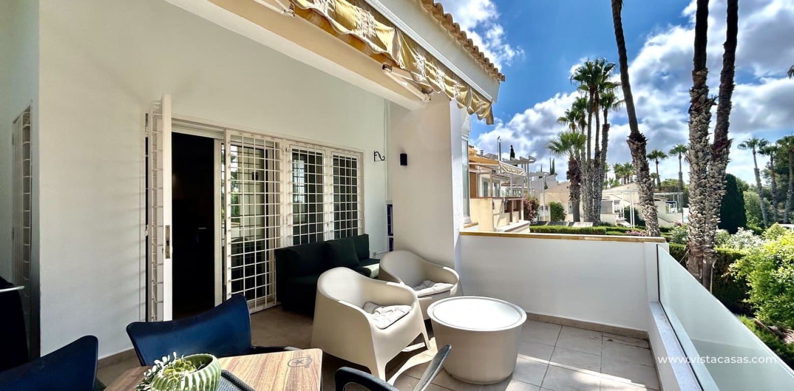3 soverom Villa til salgs i Villamartin med svømmebasseng garasje - € 524 995 (Ref: 10006127)