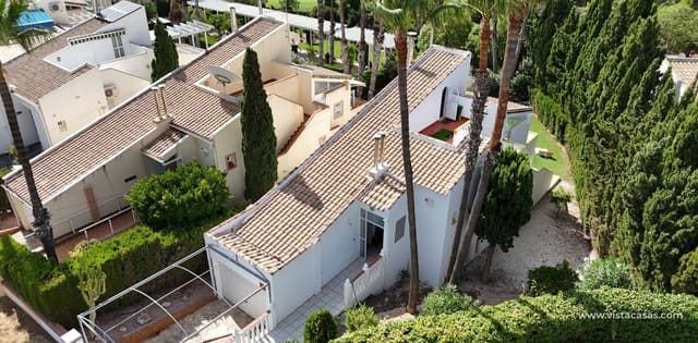 3 soverom Villa til salgs i Villamartin, Orihuela med svømmebasseng garasje - € 524 995 (Ref: 10006127)