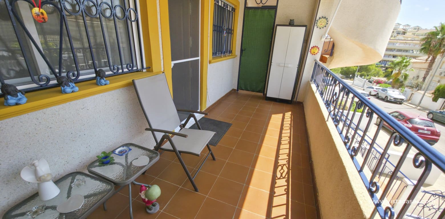 2 soveværelse Lejlighed til salg i Villamartin med swimmingpool - € 149.950 (Ref: 10009477)