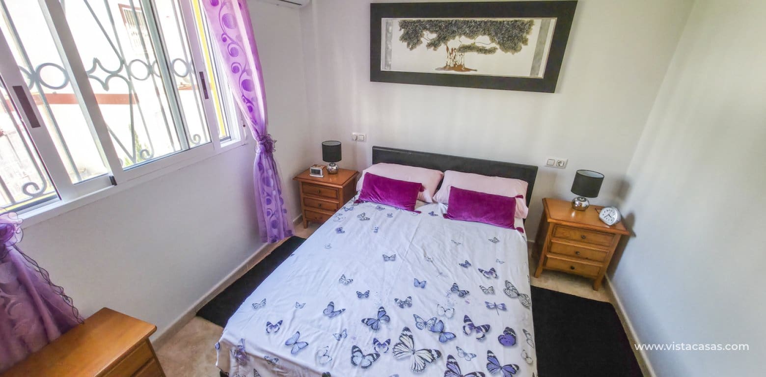 2 soveværelse Lejlighed til salg i Villamartin med swimmingpool - € 149.950 (Ref: 10009477)