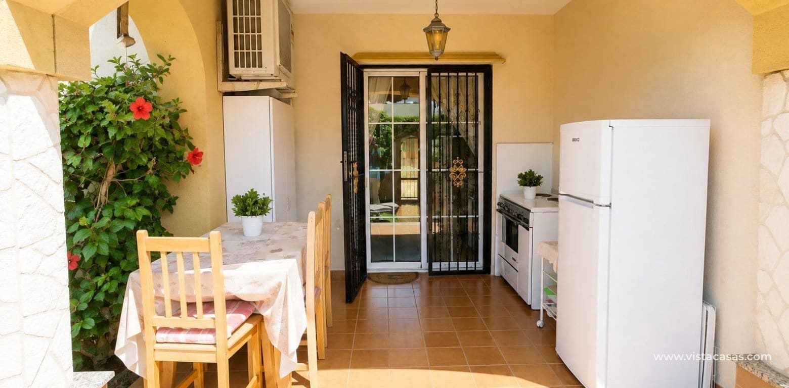 2 soveværelse Lejlighed til salg i Cabo Roig med swimmingpool garage - € 225.000 (Ref: 10014113)
