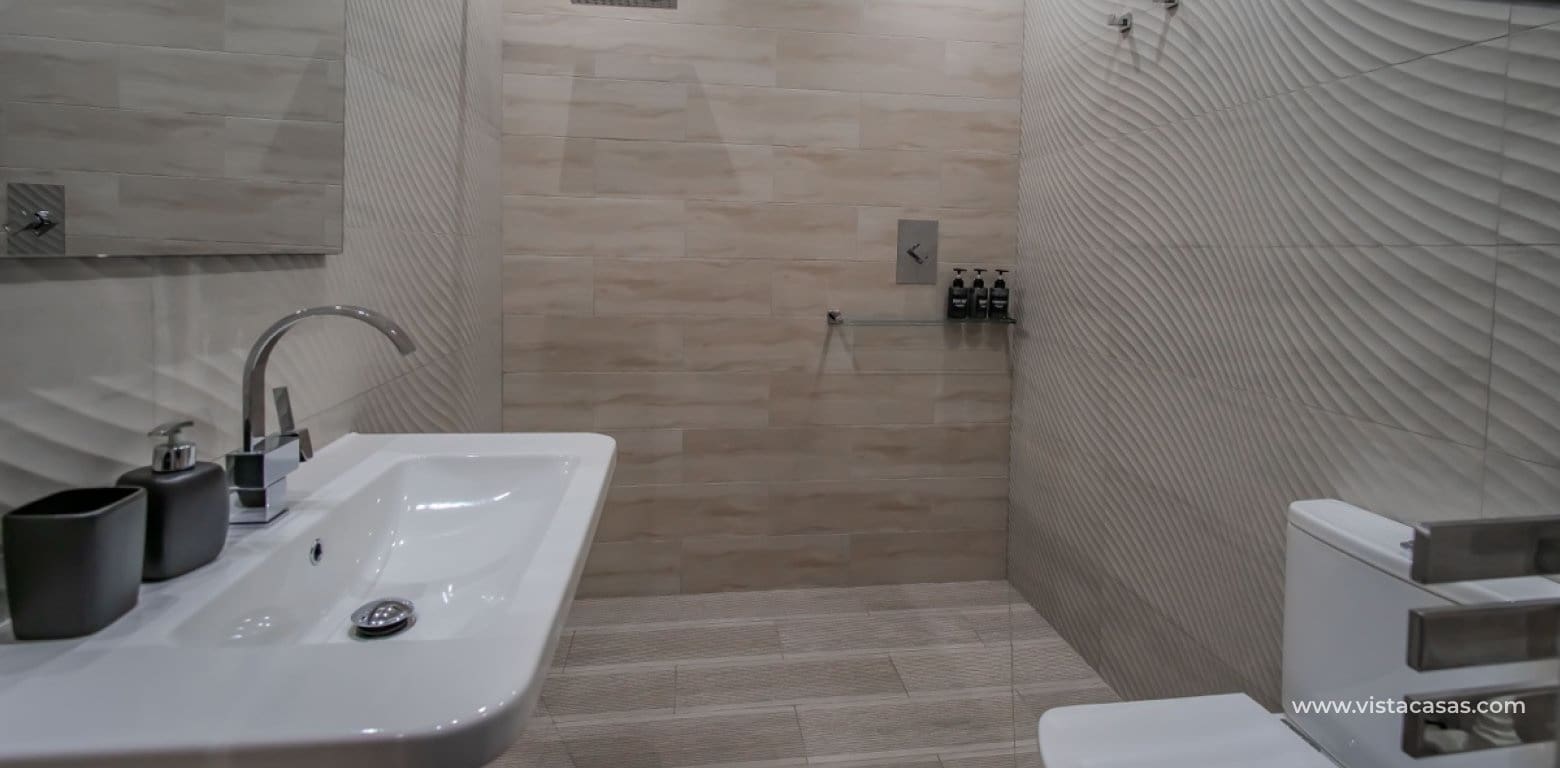 6 Zimmer Villa zu verkaufen in San Miguel de Salinas mit Pool - 2.250.000 € (Ref: 10021206)