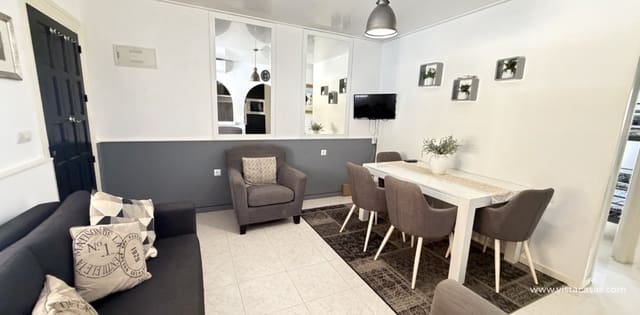 6 chambre Villa/Maison à vendre à San Miguel de Salinas avec piscine - 159 995 € (Ref: 10021206)