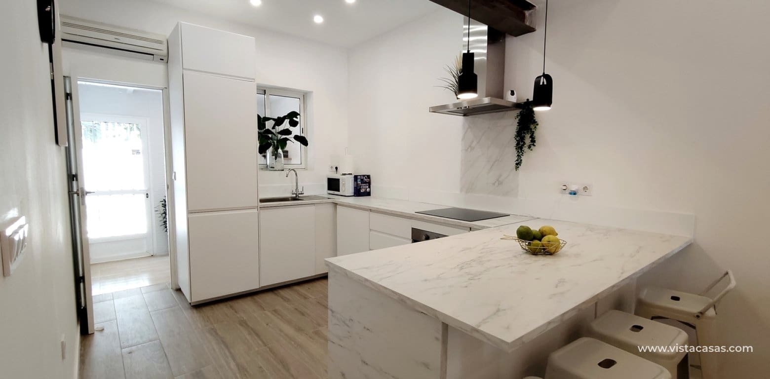 3 bedroom Bungalow for sale in Playa Flamenca - € 204,000 (Ref: 10022937)