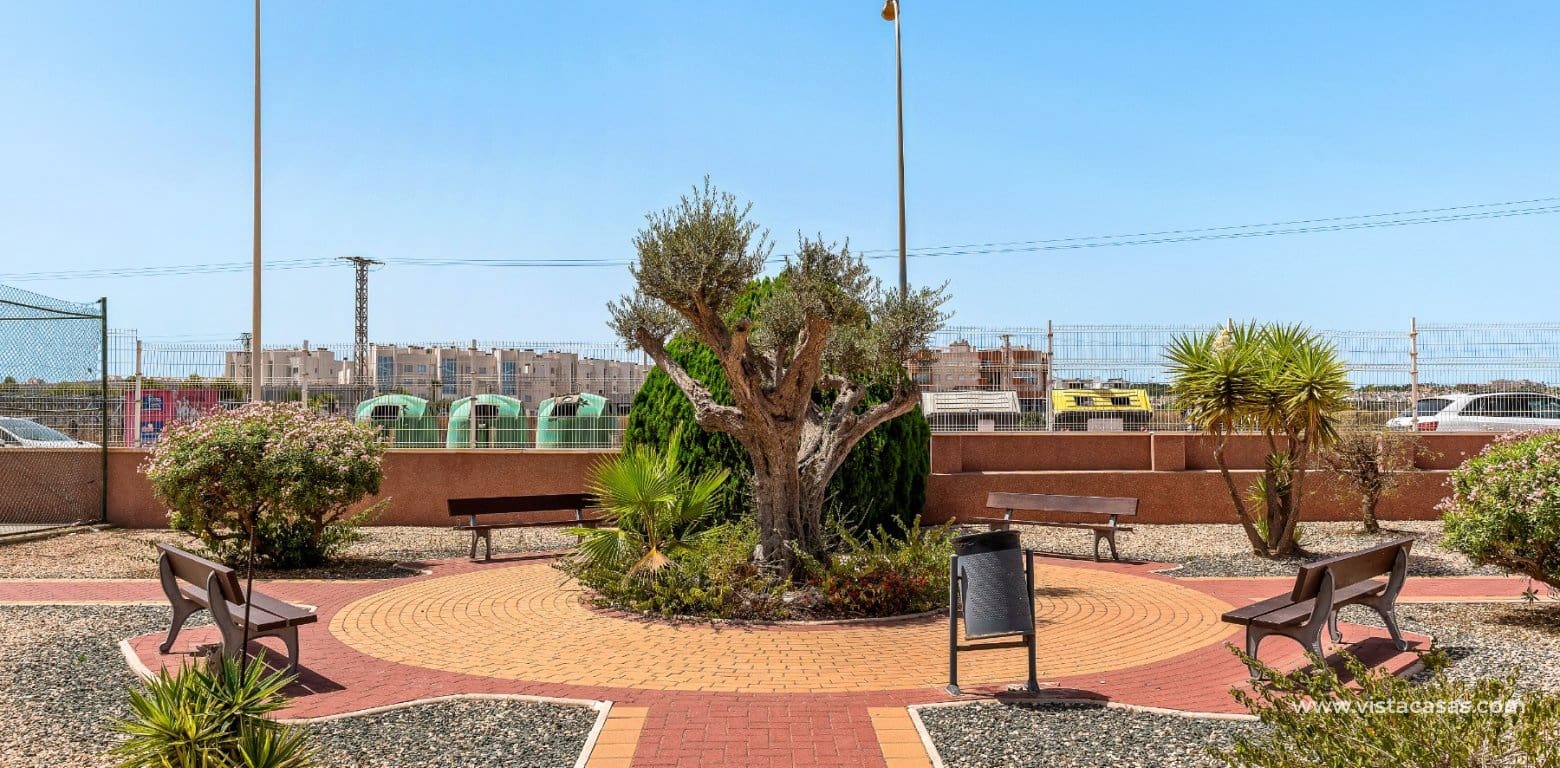 2 bedroom Apartment for sale in Playa Flamenca with pool - € 215,000 (Ref: 10035630)