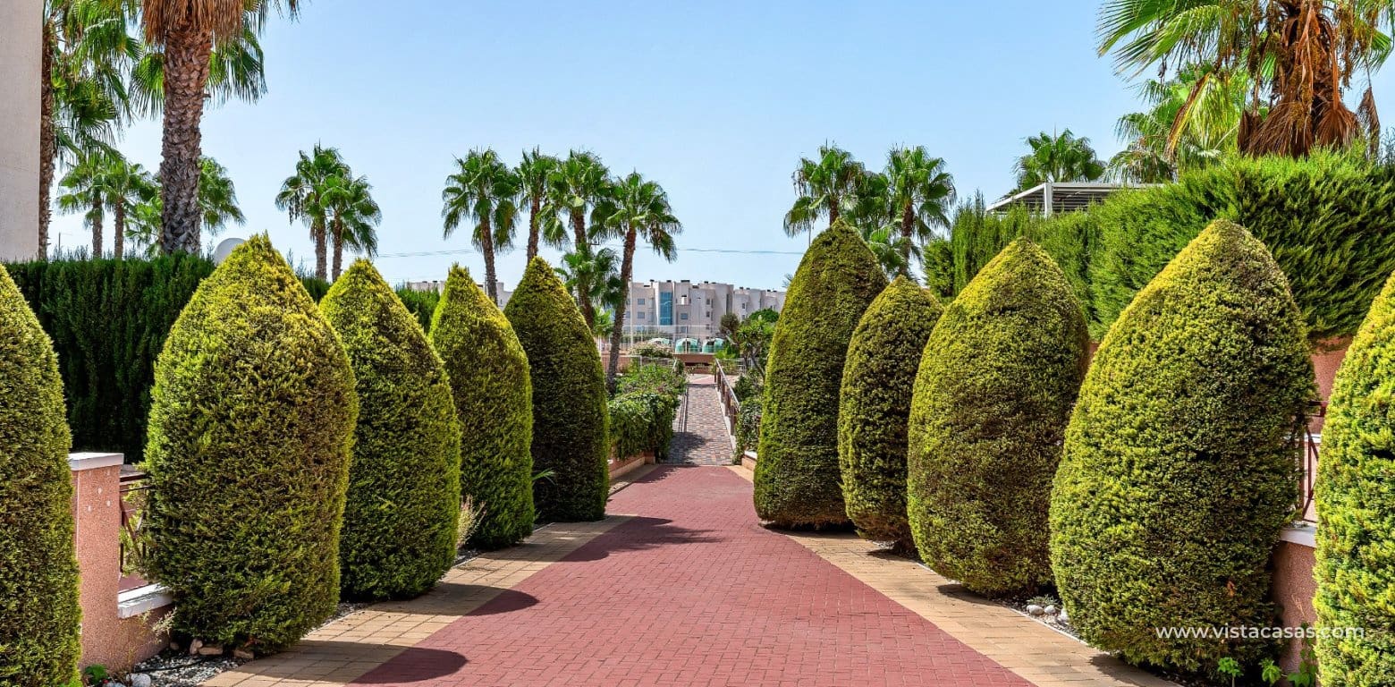 2 bedroom Apartment for sale in Playa Flamenca with pool - € 215,000 (Ref: 10035630)