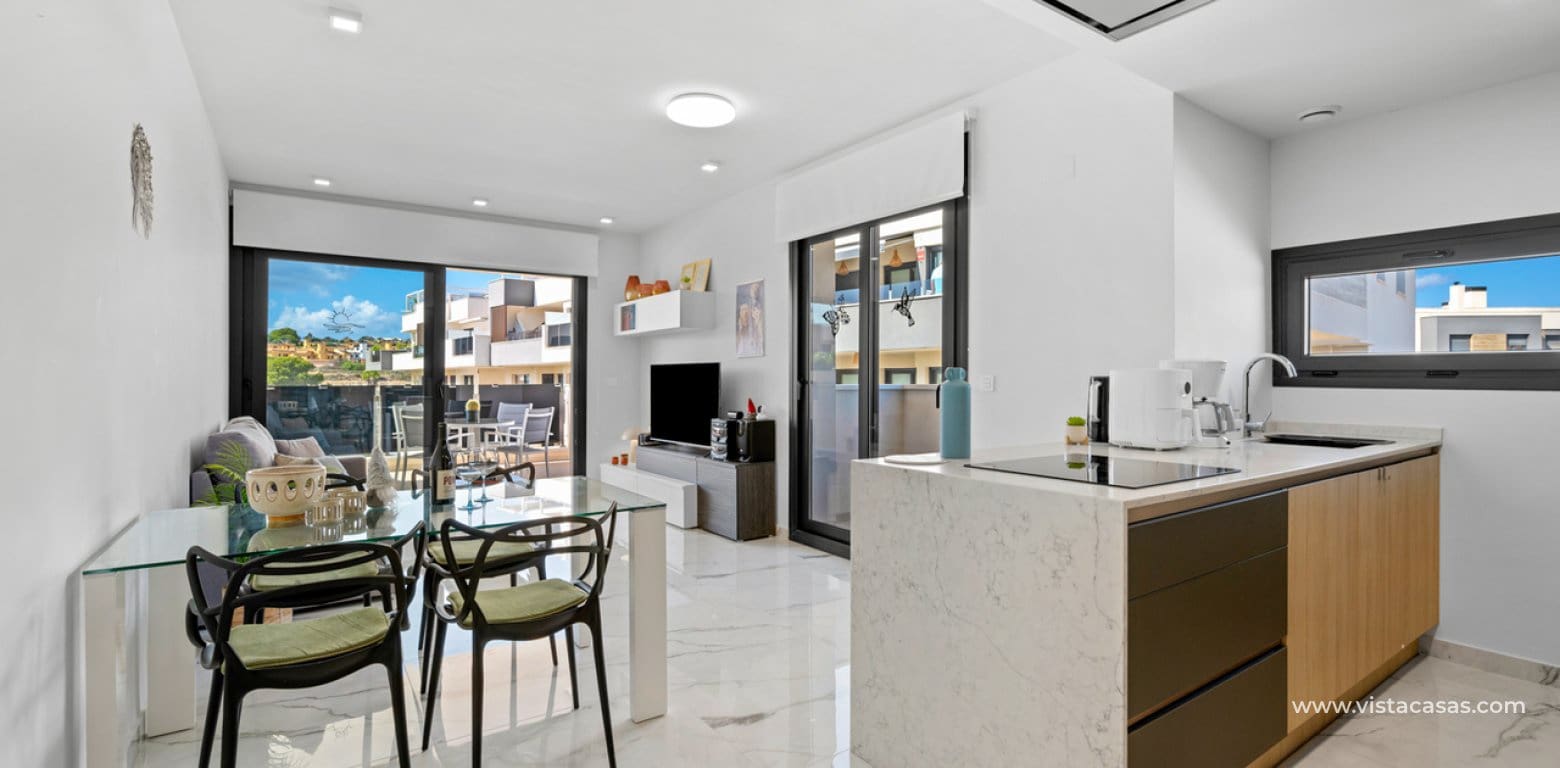 2 soveværelse Lejlighed til salg i Villamartin med swimmingpool garage - € 289.000 (Ref: 10038528)