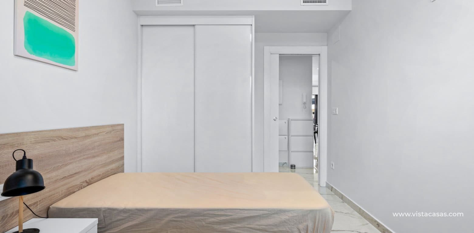 2 soveværelse Lejlighed til salg i Villamartin med swimmingpool garage - € 289.000 (Ref: 10038528)