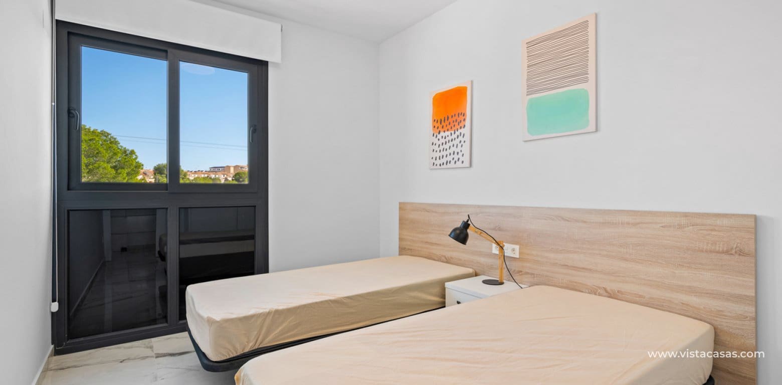 2 soveværelse Lejlighed til salg i Villamartin med swimmingpool garage - € 289.000 (Ref: 10038528)