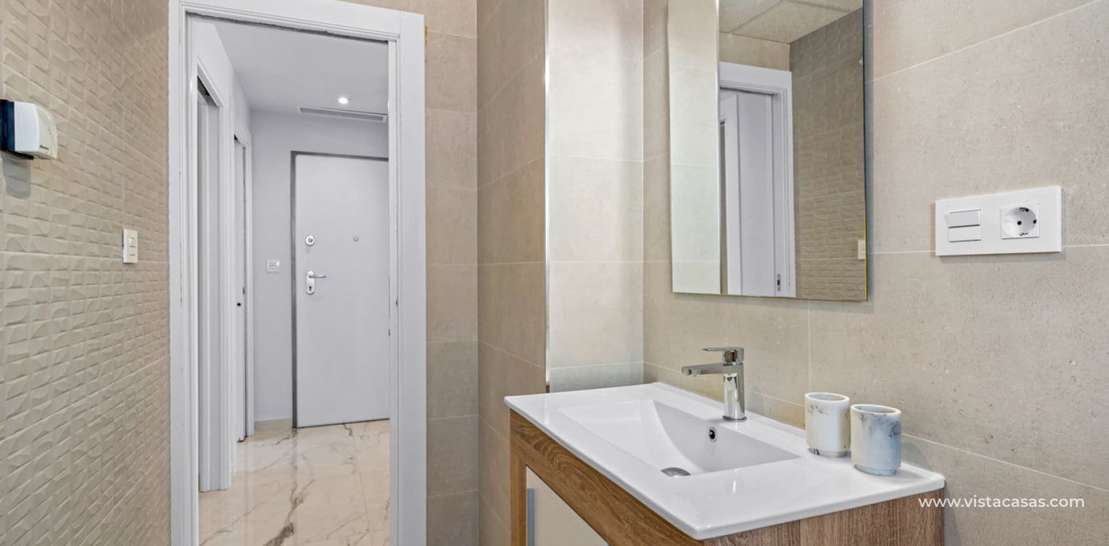 2 soveværelse Lejlighed til salg i Villamartin med swimmingpool garage - € 289.000 (Ref: 10038528)