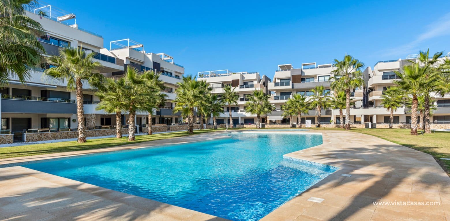 2 soveværelse Lejlighed til salg i Villamartin med swimmingpool garage - € 289.000 (Ref: 10038528)