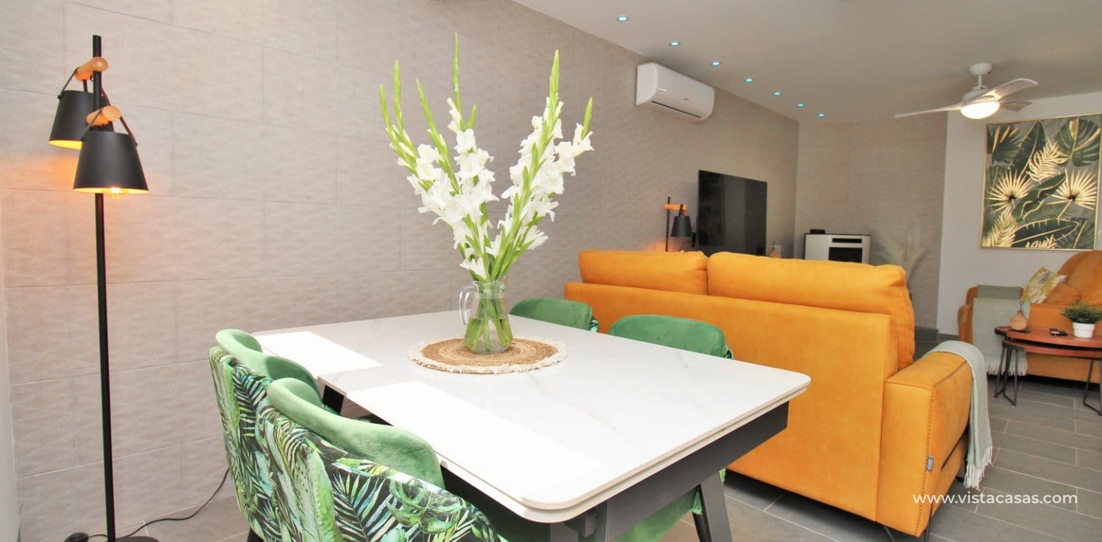 3 slaapkamer Bungalow te koop in Villamartin met zwembad - € 275.000 (Ref: 10045478)