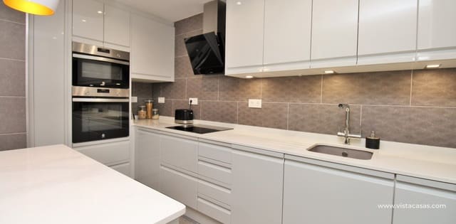 3 camera da letto Bungalow in vendita in Villamartin, Orihuela con piscina - 275.000 € (Rif: 10045478)