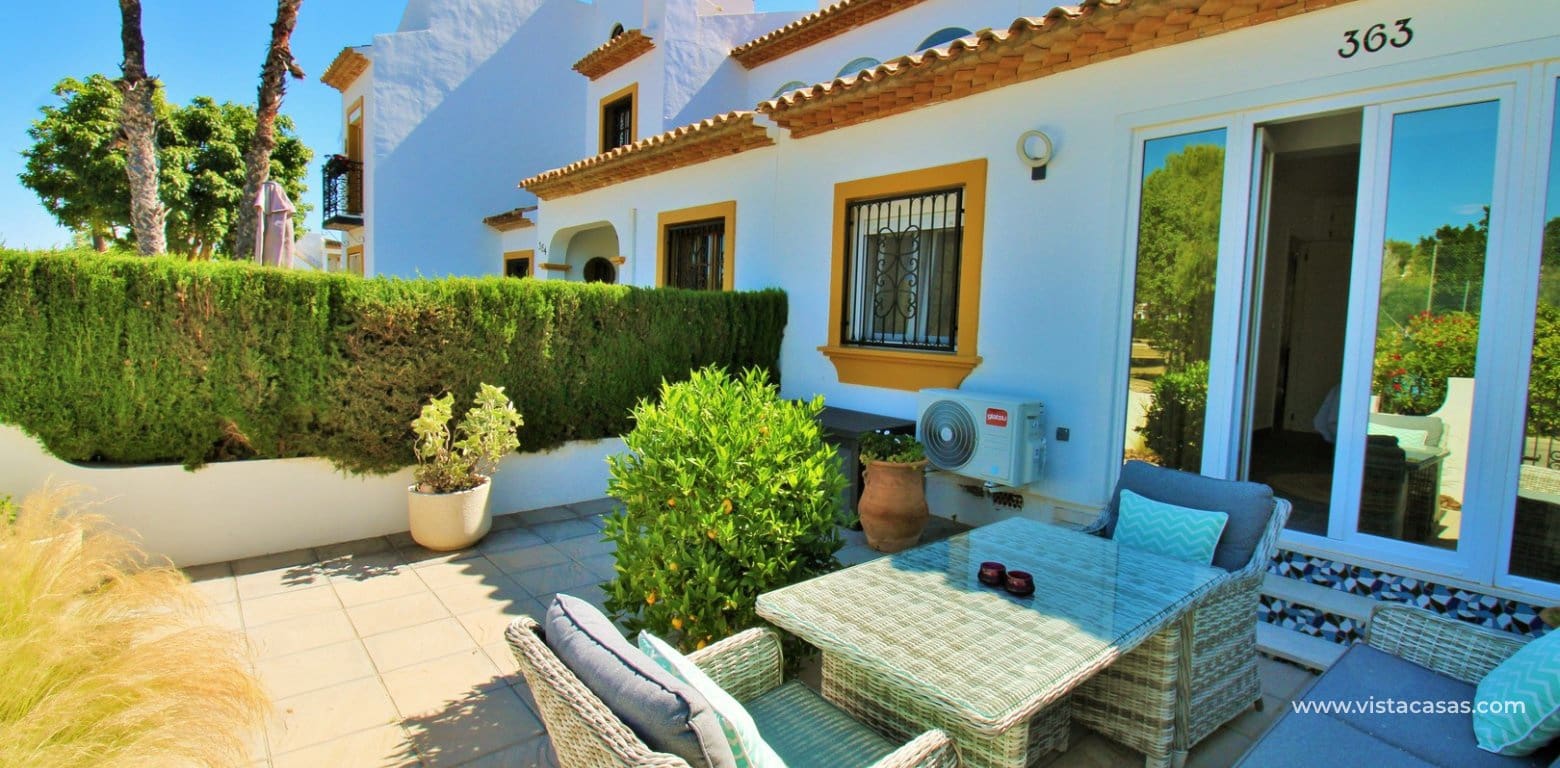3 slaapkamer Bungalow te koop in Villamartin met zwembad - € 275.000 (Ref: 10045478)