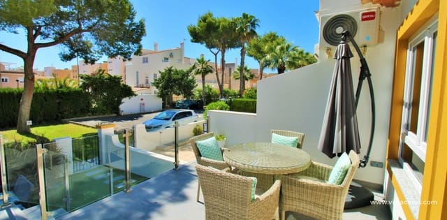 3 camera da letto Bungalow in vendita in Villamartin, Orihuela con piscina - 275.000 € (Rif: 10045478)