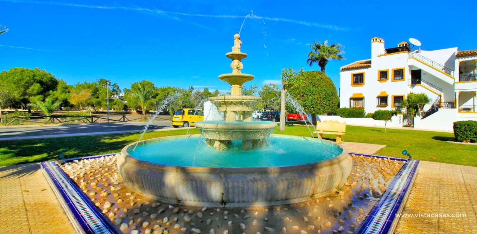 3 slaapkamer Bungalow te koop in Villamartin met zwembad - € 275.000 (Ref: 10045478)