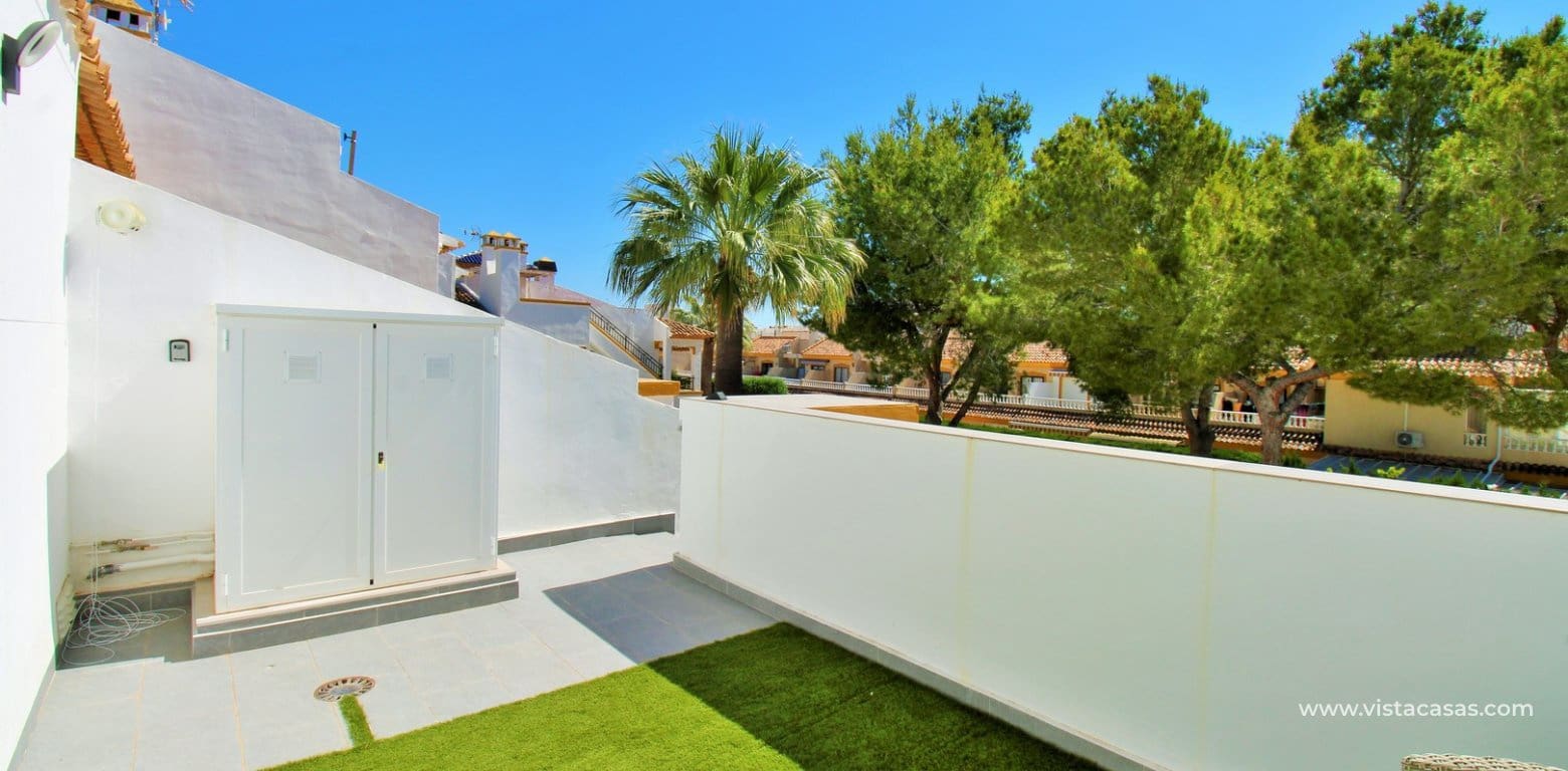 3 slaapkamer Bungalow te koop in Villamartin met zwembad - € 275.000 (Ref: 10045478)