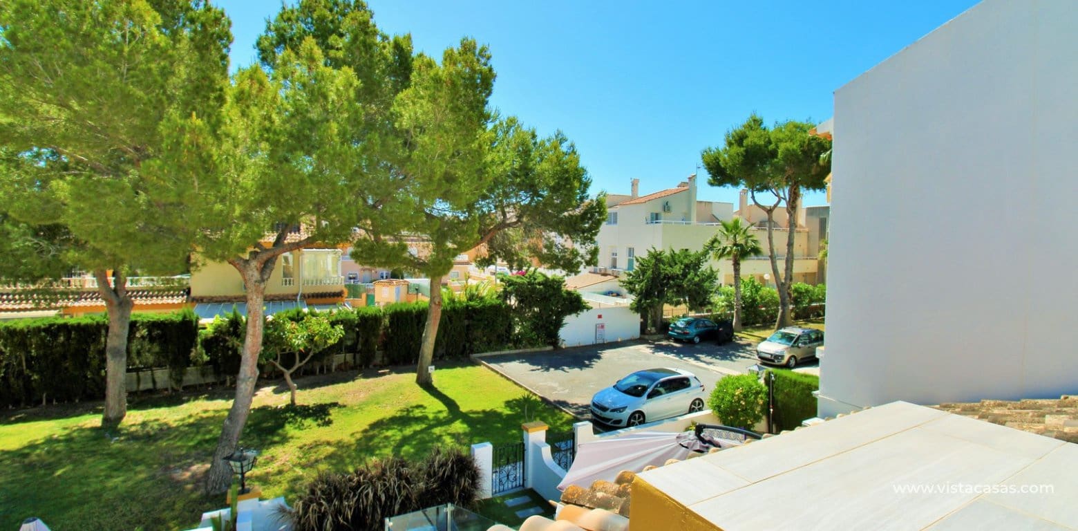 3 slaapkamer Bungalow te koop in Villamartin met zwembad - € 275.000 (Ref: 10045478)