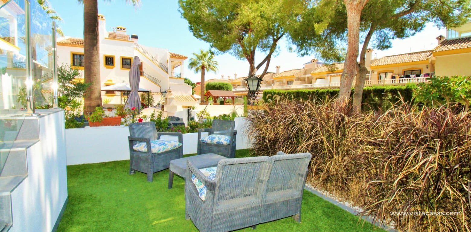 3 slaapkamer Bungalow te koop in Villamartin met zwembad - € 275.000 (Ref: 10045478)