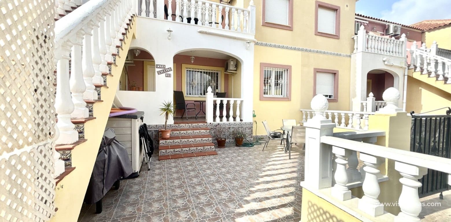 2 soverom Leilighet til salgs i La Zenia med svømmebasseng garasje - € 189 000 (Ref: 10045479)