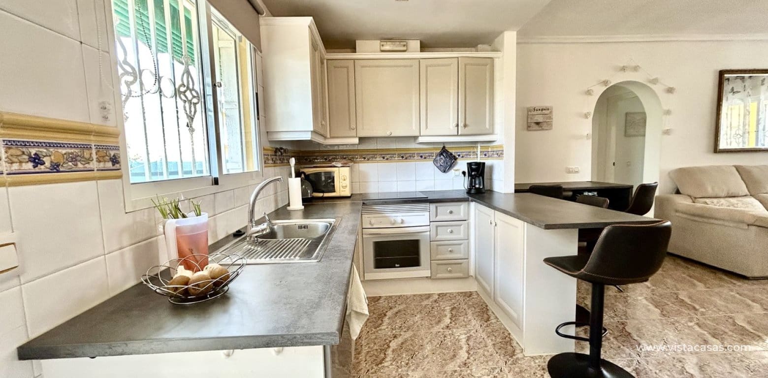 2 soverom Leilighet til salgs i La Zenia med svømmebasseng garasje - € 189 000 (Ref: 10045479)