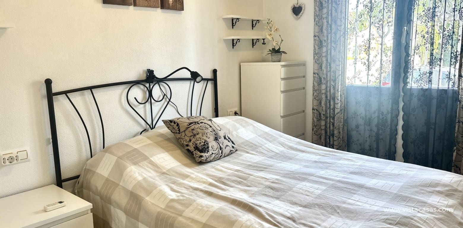 2 soverom Leilighet til salgs i La Zenia med svømmebasseng garasje - € 189 000 (Ref: 10045479)