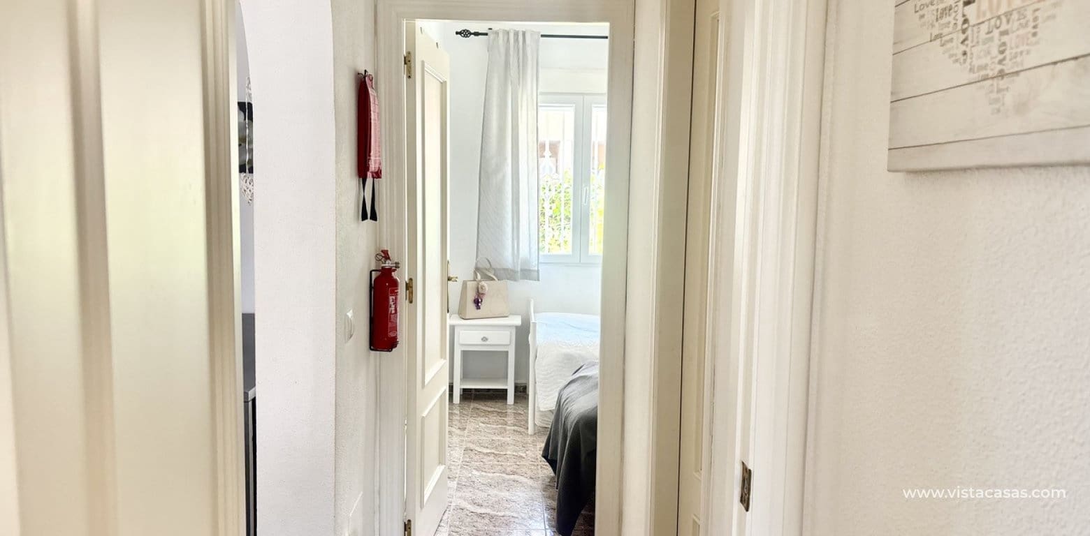 2 soverom Leilighet til salgs i La Zenia med svømmebasseng garasje - € 189 000 (Ref: 10045479)