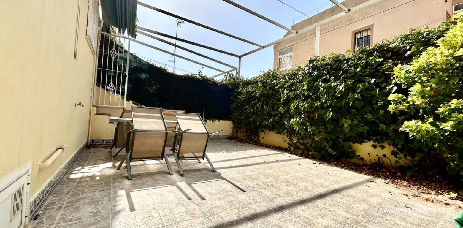 2 soverom Leilighet til salgs i La Zenia med svømmebasseng garasje - € 189 000 (Ref: 10045479)