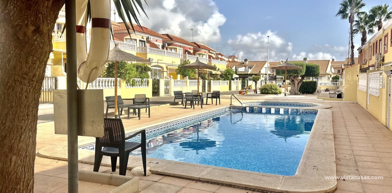 2 soverom Leilighet til salgs i La Zenia med svømmebasseng garasje - € 189 000 (Ref: 10045479)