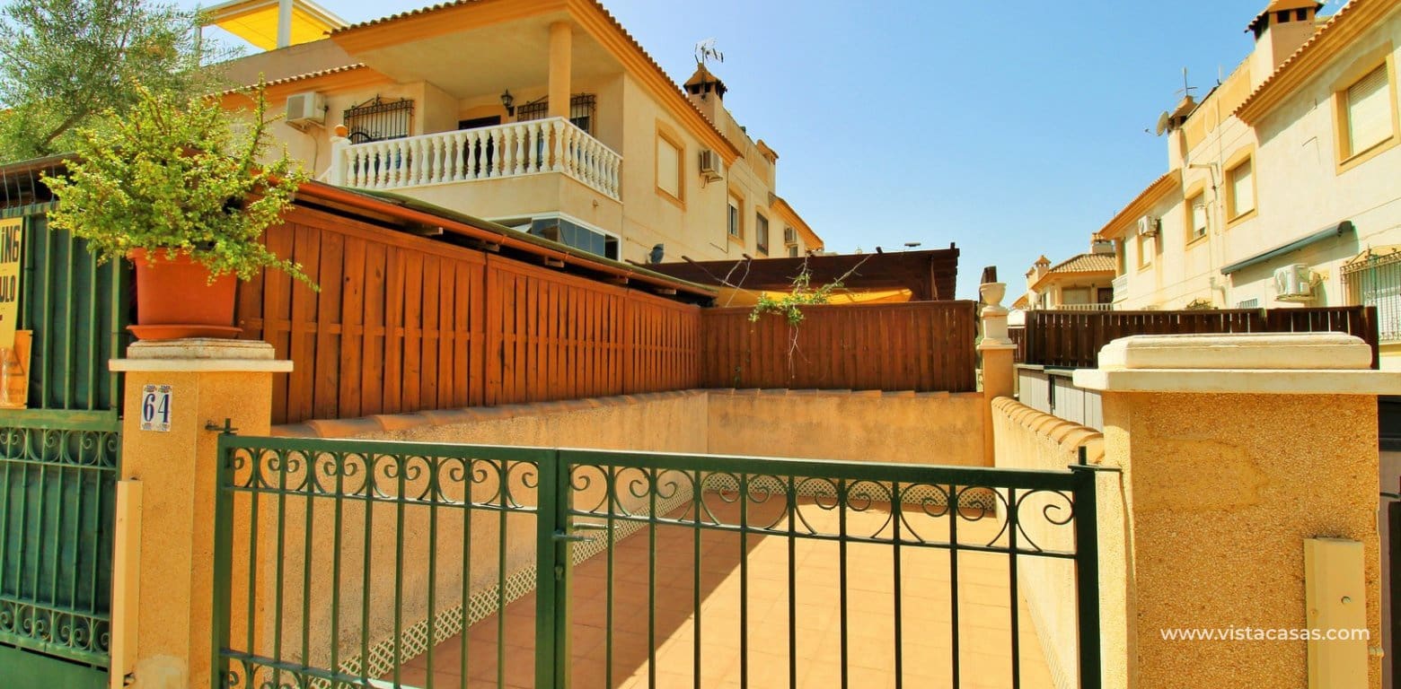 2 bedroom Apartment for sale in Villamartin with pool garage - € 164,995 (Ref: 10045957)