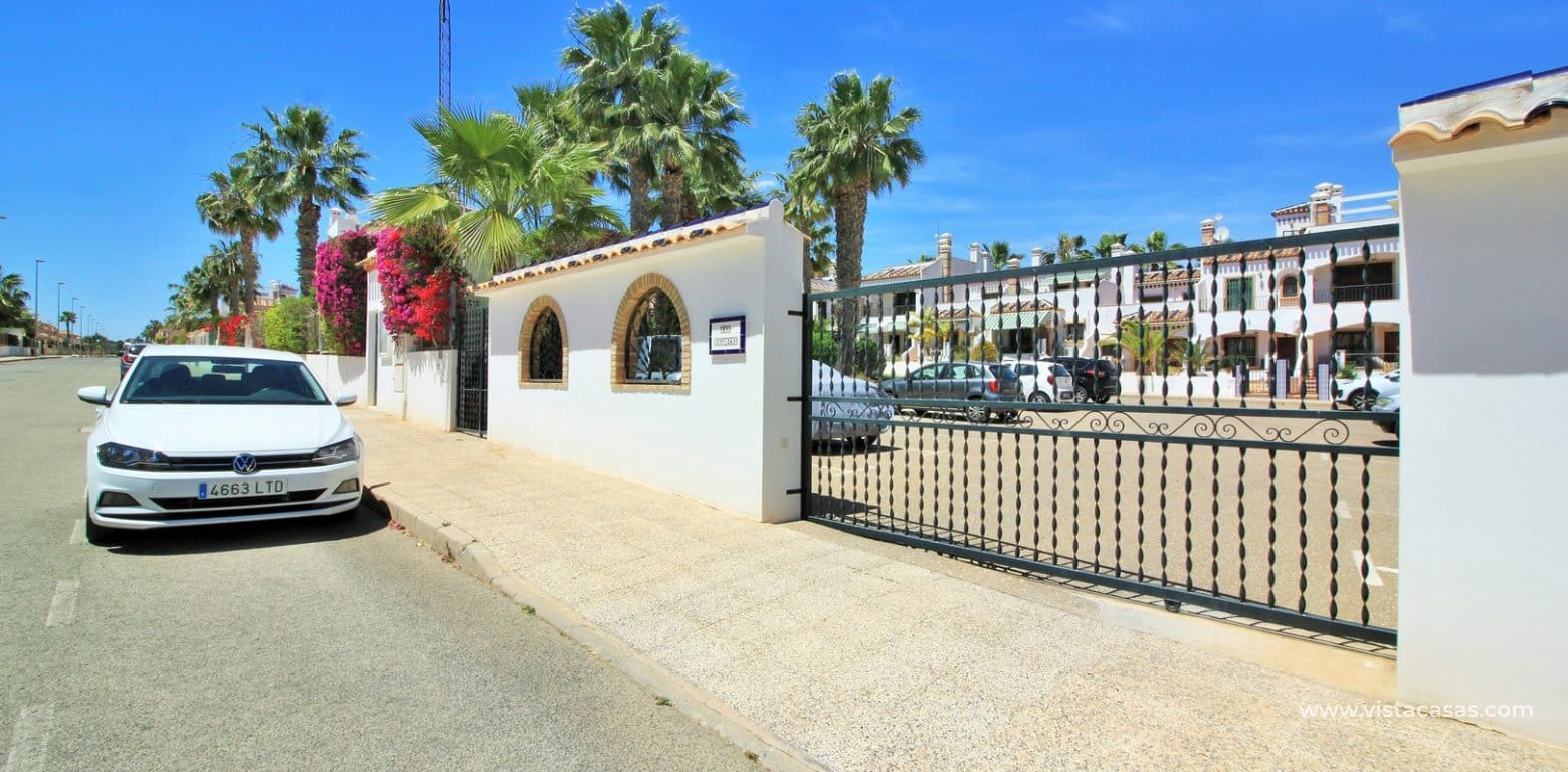 2 bedroom Apartment for sale in Villamartin with pool - € 189,950 (Ref: 10046211)