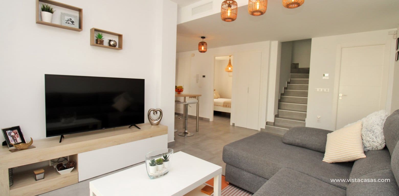 3 bedroom Townhouse for sale in Villamartin with pool - € 354,900 (Ref: 10046659)