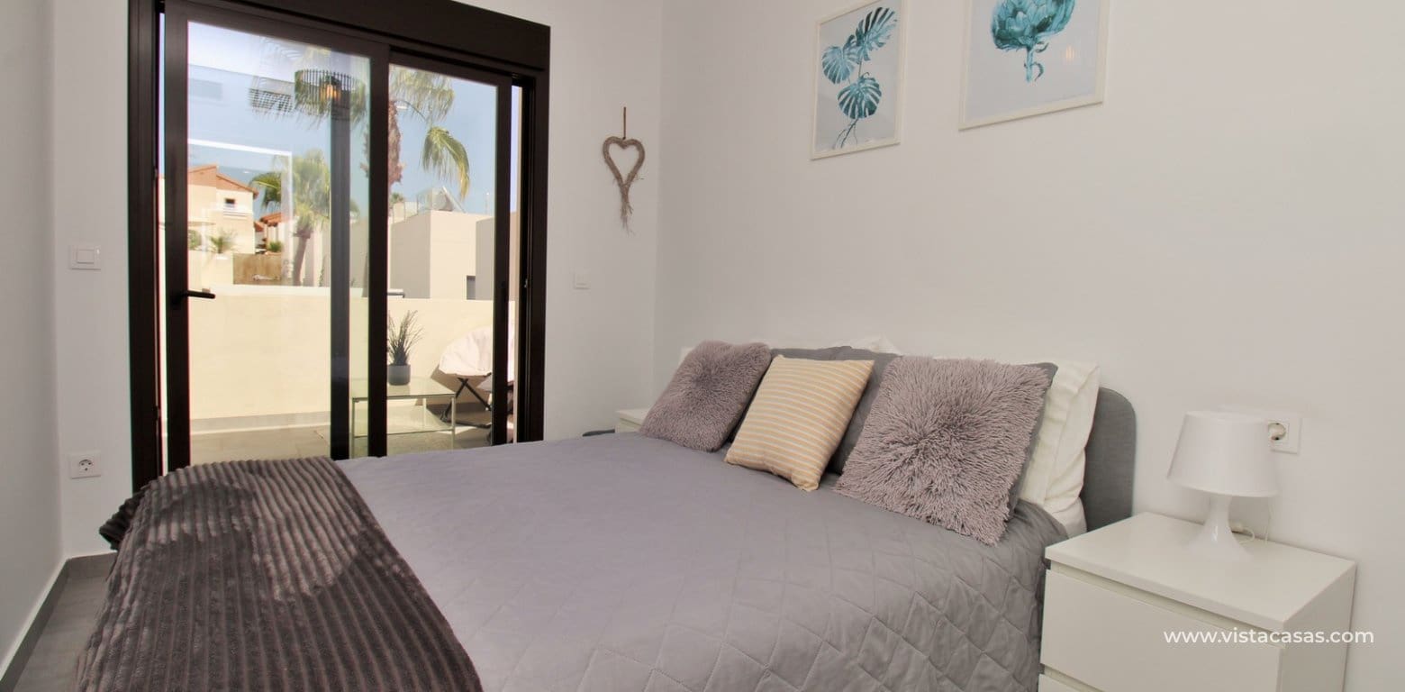 3 bedroom Townhouse for sale in Villamartin with pool - € 354,900 (Ref: 10046659)