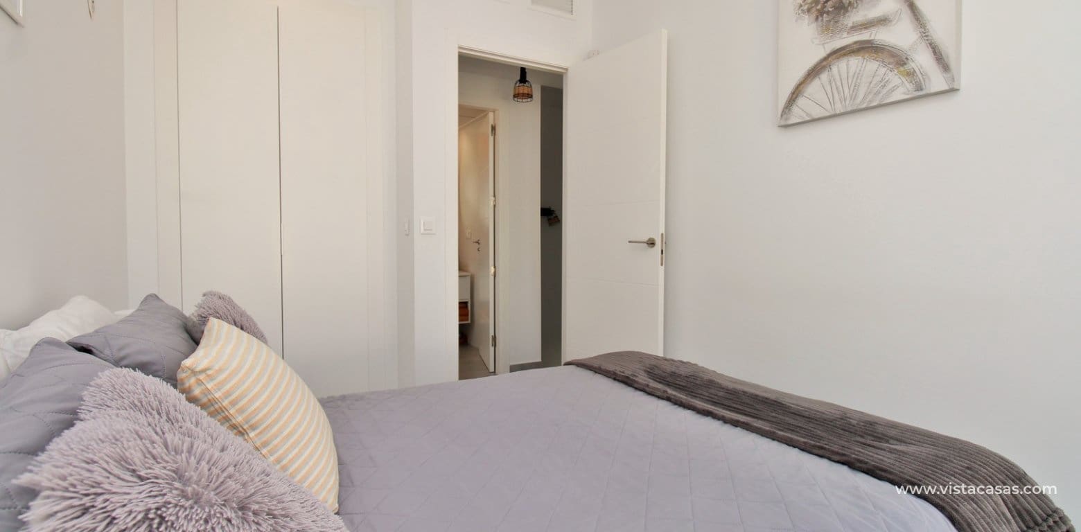 3 bedroom Townhouse for sale in Villamartin with pool - € 354,900 (Ref: 10046659)