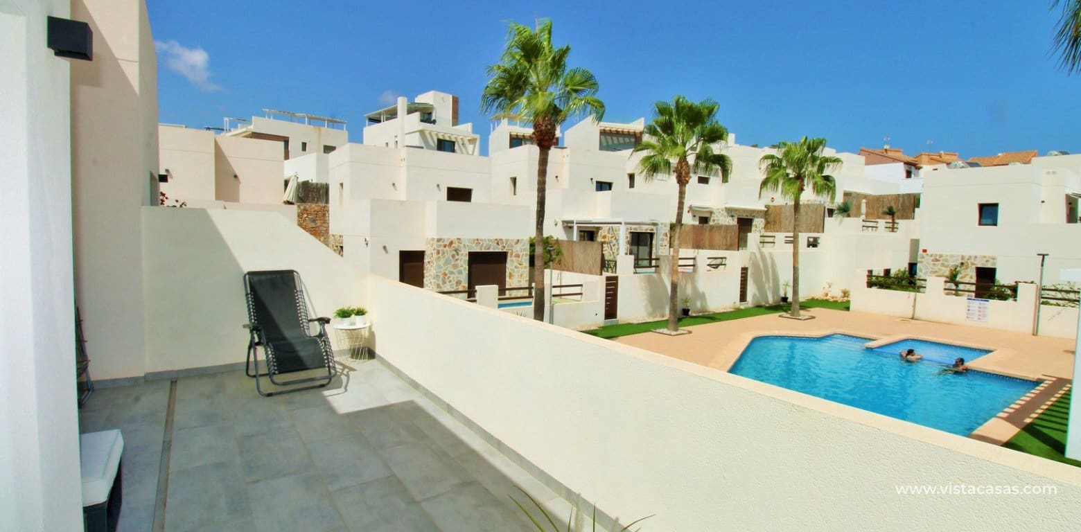 3 bedroom Townhouse for sale in Villamartin with pool - € 354,900 (Ref: 10046659)