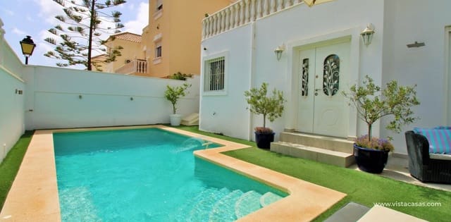 3 slaapkamer Villa te koop in Villamartin, Orihuela met zwembad - € 485.000 (Ref: 10046795)