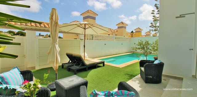 3 slaapkamer Villa te koop in Villamartin, Orihuela met zwembad - € 485.000 (Ref: 10046795)
