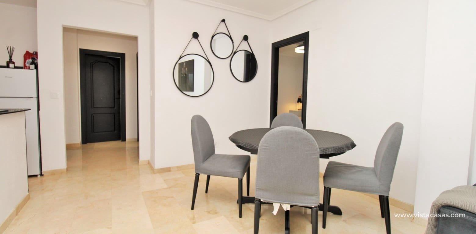 2 soveværelse Lejlighed til salg i Villamartin med swimmingpool - € 189.000 (Ref: 10048516)