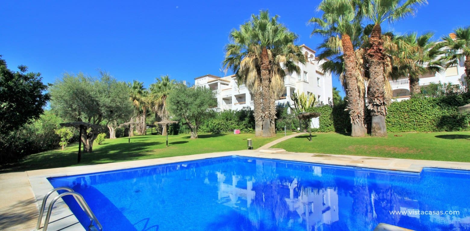 2 soveværelse Lejlighed til salg i Villamartin med swimmingpool - € 189.000 (Ref: 10048516)