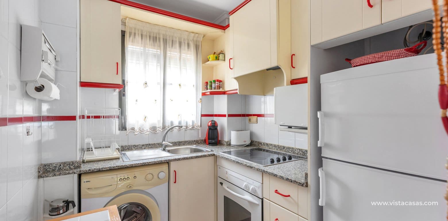 2 makuuhuone Huoneisto myytävänä paikassa Punta Prima mukana uima-altaan 
autotalli - 169 000 € (Ref: 10050520)