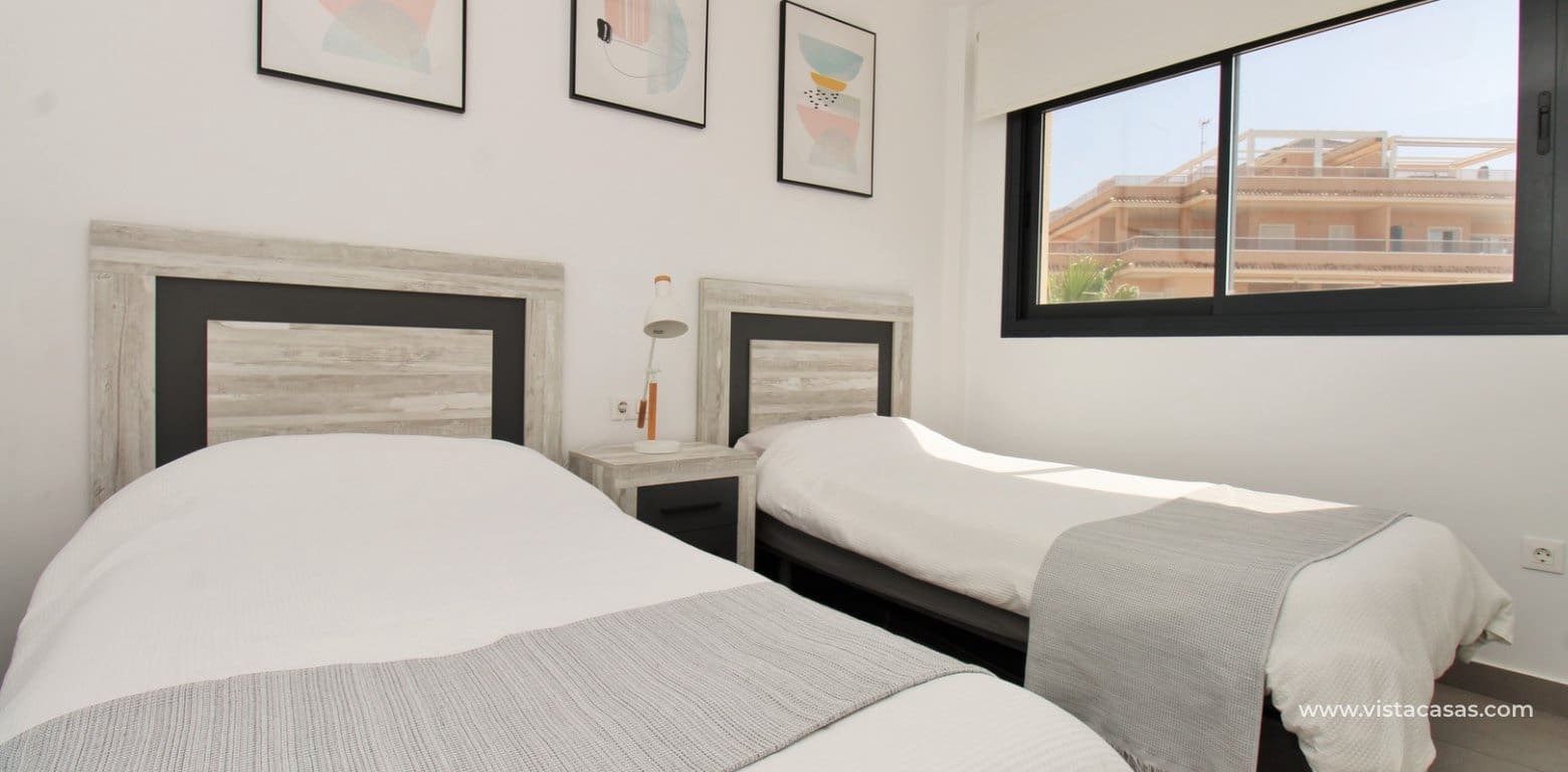 2 slaapkamer Appartement te koop in Villamartin met zwembad garage - € 229.950 (Ref: 10051909)