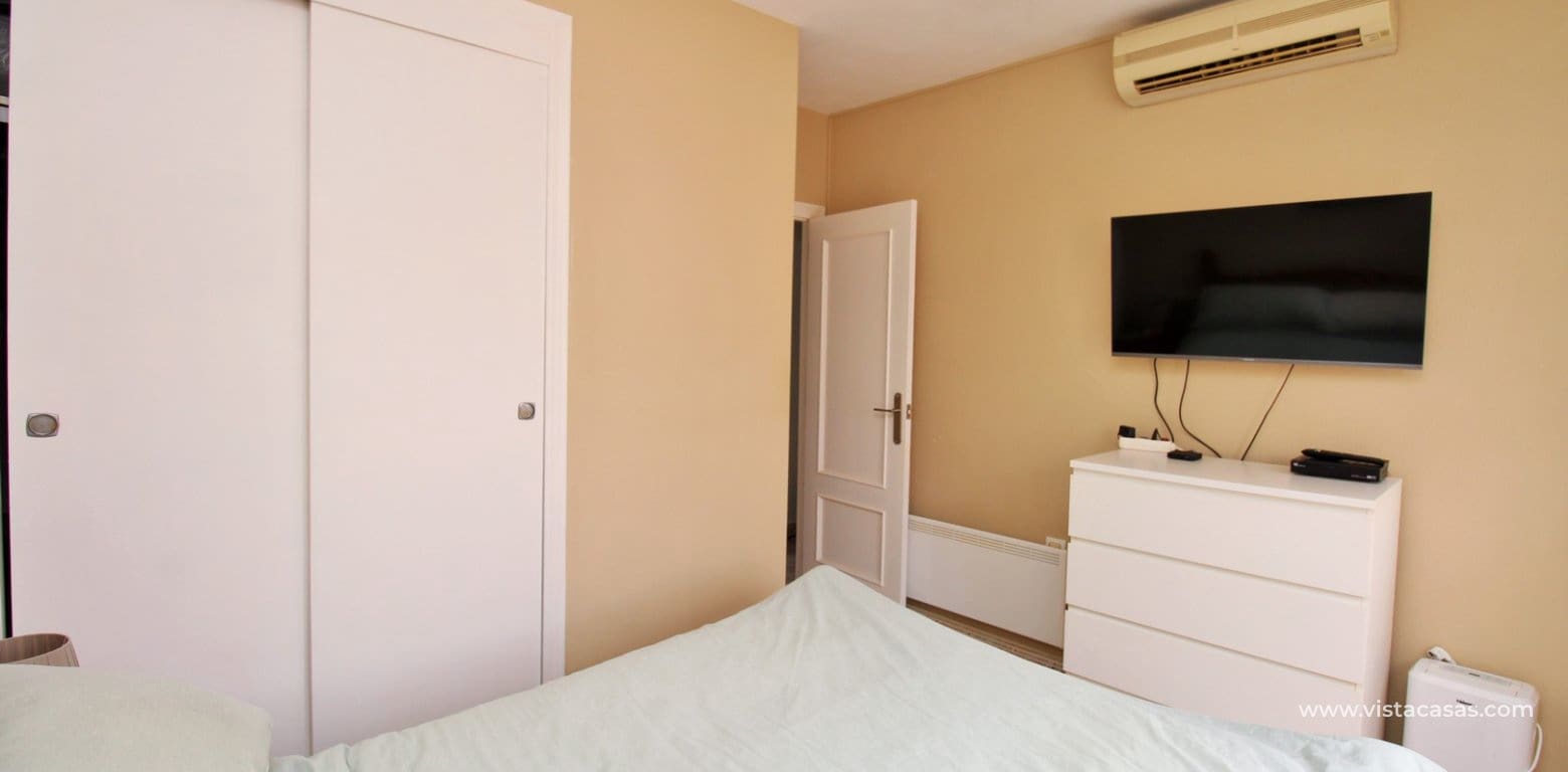 Casa de 2 habitaciones en Villamartin en venta con piscina garaje - 159.900 € (Ref: 10052074)