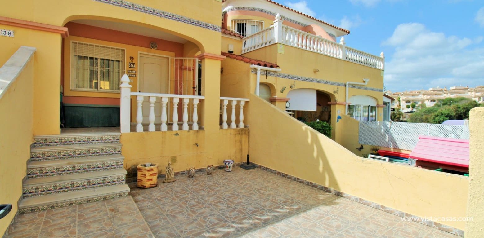 Casa de 2 habitaciones en Villamartin en venta con piscina garaje - 159.900 € (Ref: 10052074)