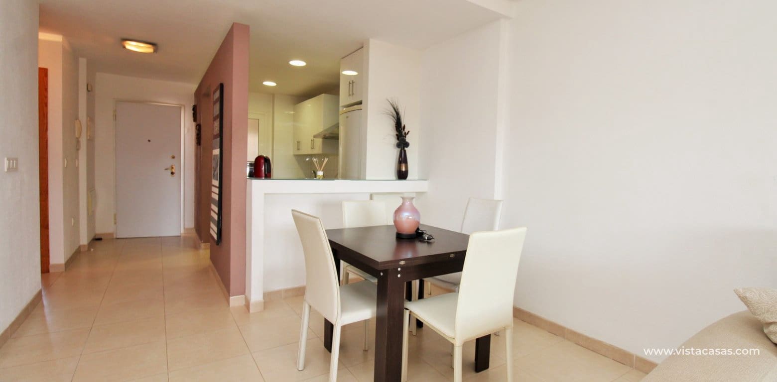 2 soverom Leilighet til salgs i Villamartin med svømmebasseng garasje - € 184 900 (Ref: 10054435)