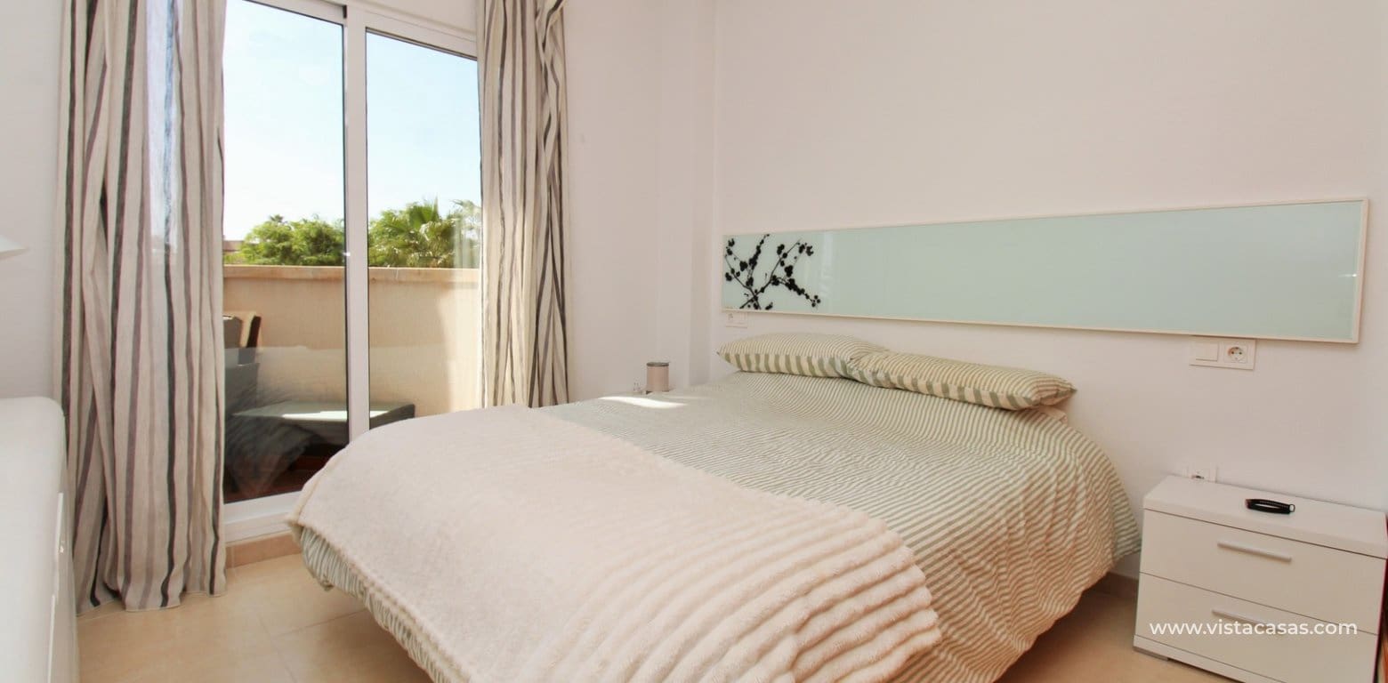 2 soverom Leilighet til salgs i Villamartin med svømmebasseng garasje - € 184 900 (Ref: 10054435)