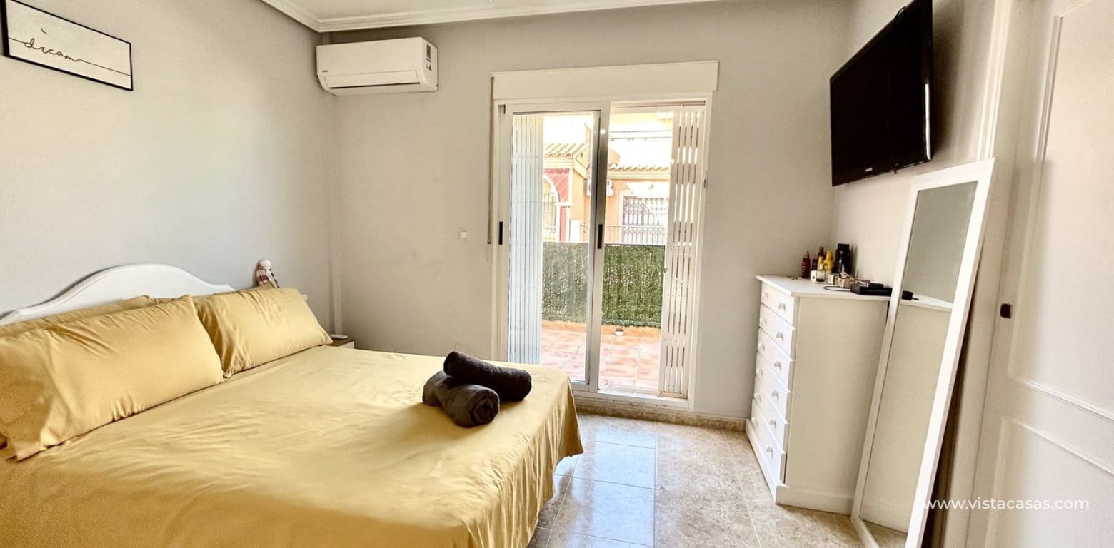 3 chambre Maison de Ville à vendre à La Zenia avec piscine garage - 199 900 € (Ref: 10055728)