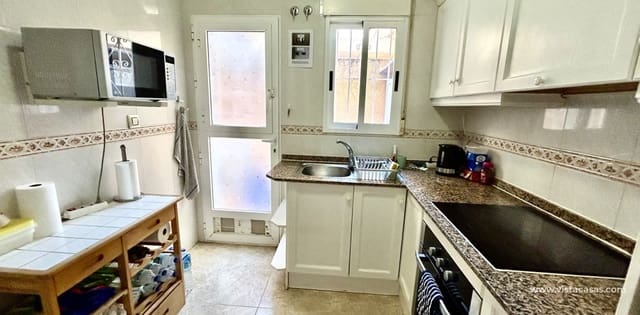 3 chambre Maison de Ville à vendre à La Zenia, Orihuela avec piscine garage - 199 900 € (Ref: 10055728)