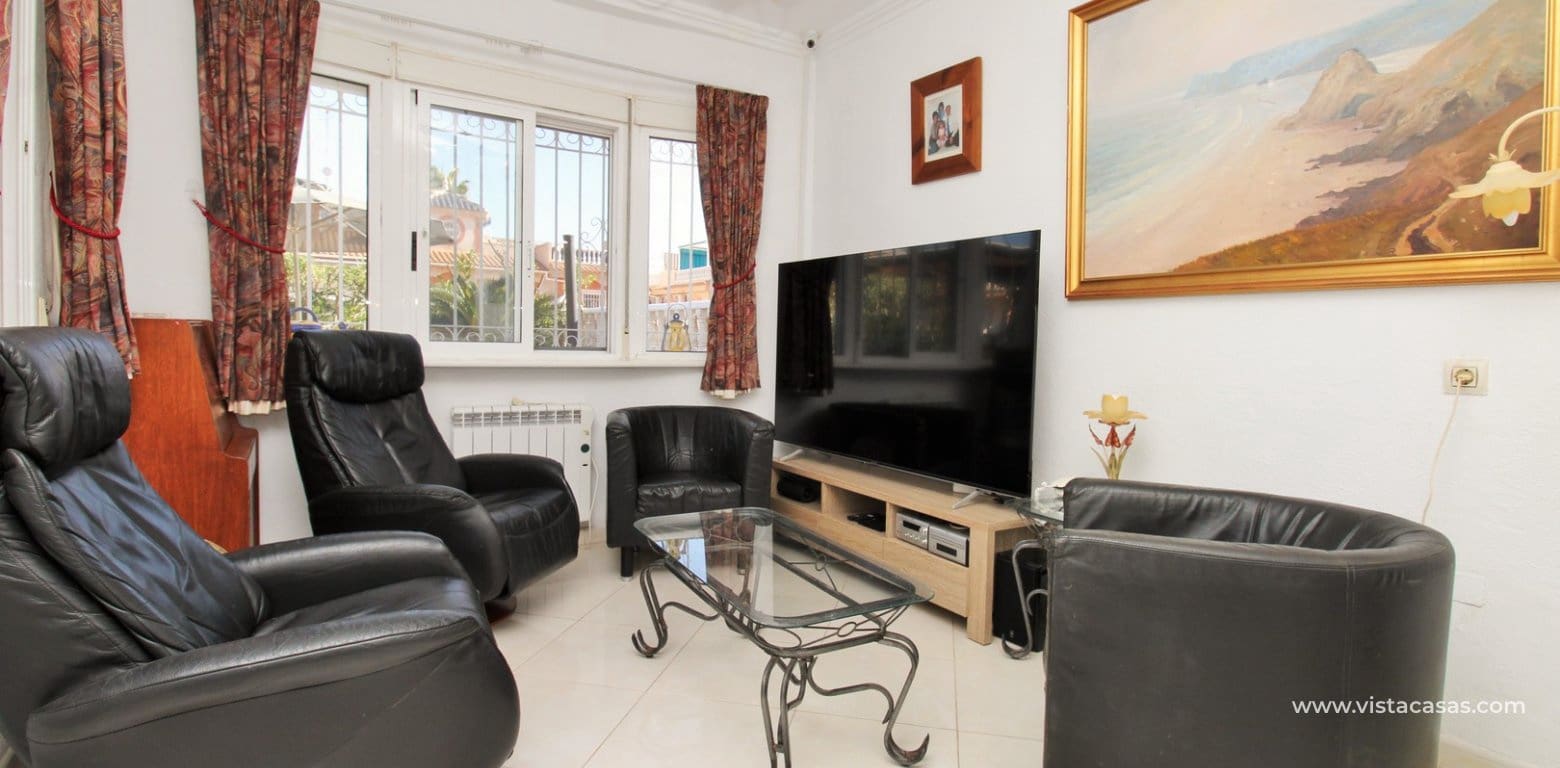 Chalet de 3 habitaciones en Playa Flamenca en venta con piscina garaje - 259.950 € (Ref: 10060618)