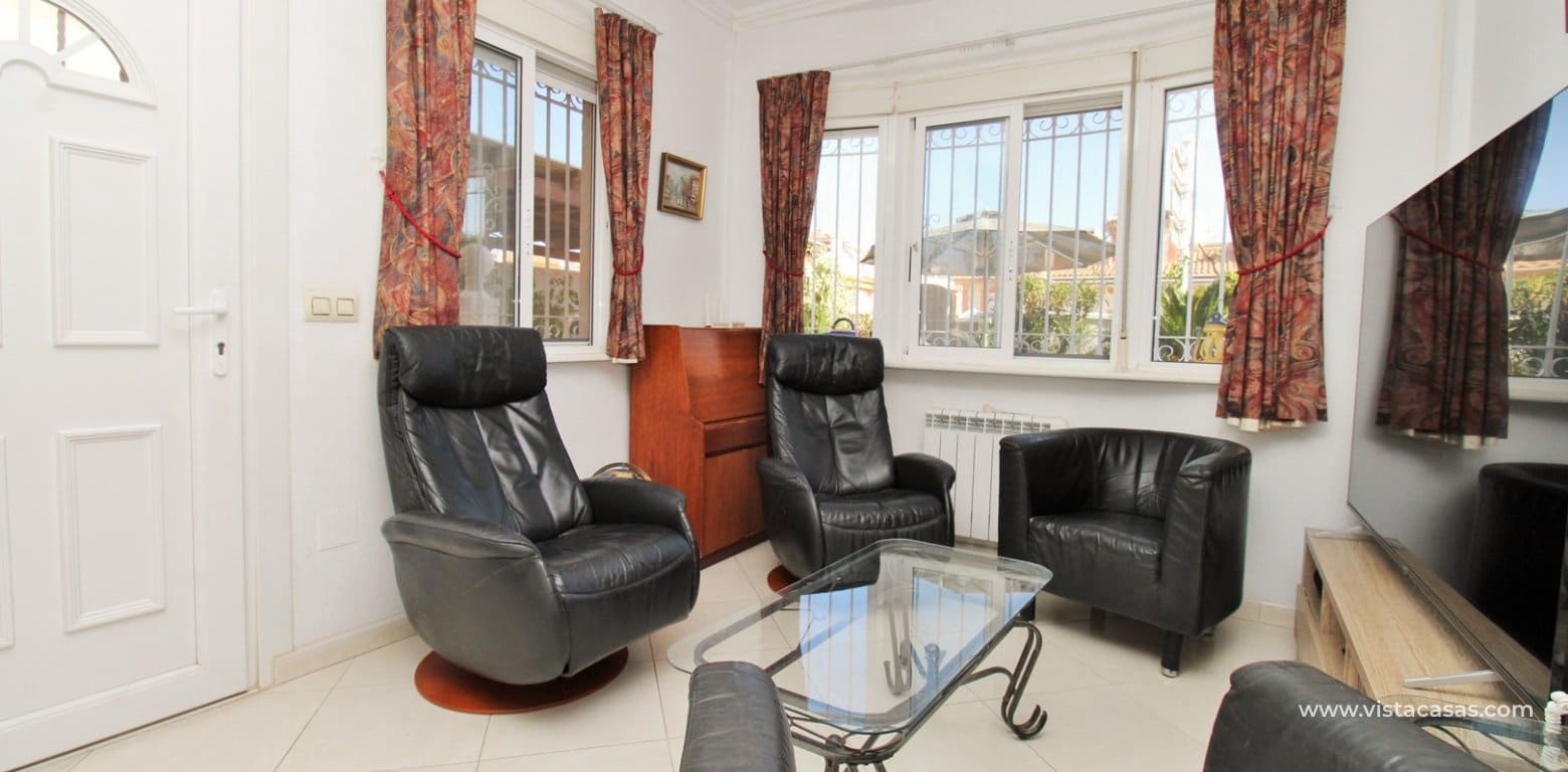 Chalet de 3 habitaciones en Playa Flamenca en venta con piscina garaje - 259.950 € (Ref: 10060618)