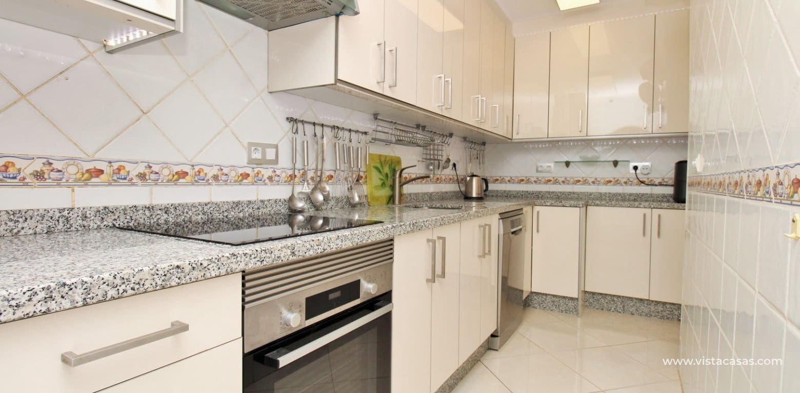 Chalet de 3 habitaciones en Playa Flamenca en venta con piscina garaje - 259.950 € (Ref: 10060618)